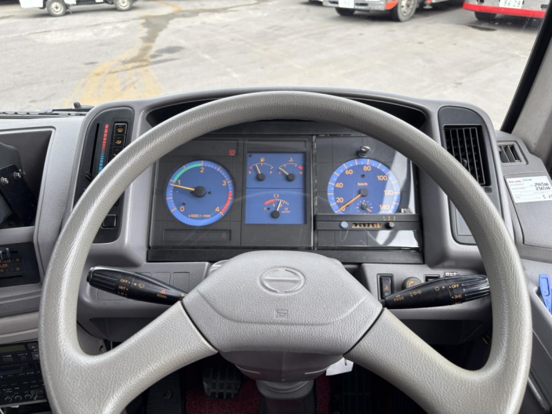H10 リエッセ スーパーツーリング 29人乗り 車検R9.6迄|中古トラックの販売・買取・査定のアイナビ