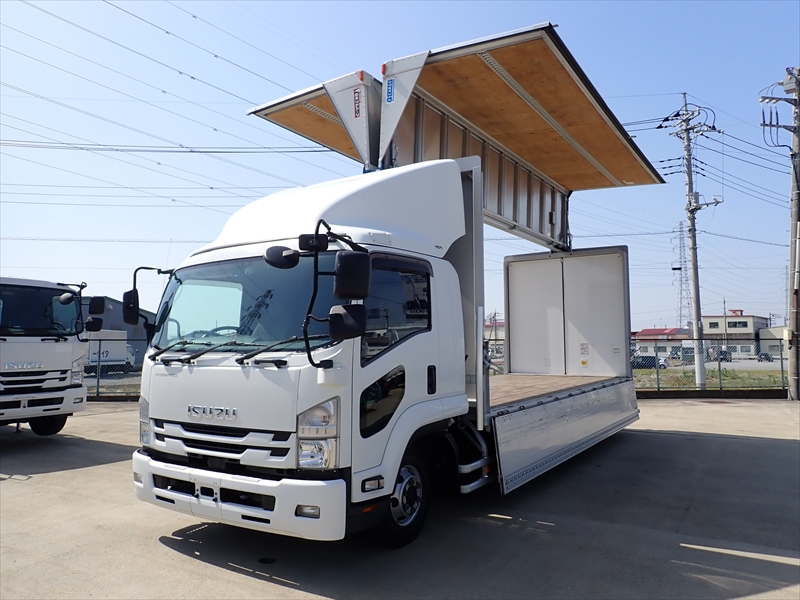 【353058】中型　パワーゲート付き　アルミウイング|中古トラックの販売・買取・査定のアイナビ