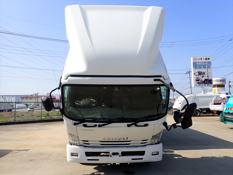 【353058】中型　パワーゲート付き　アルミウイング|中古トラックの販売・買取・査定のアイナビ