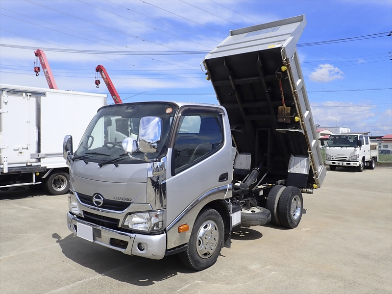 【353008】新明和工業製　土砂ダンプ　三方開|中古トラックの販売・買取・査定のアイナビ
