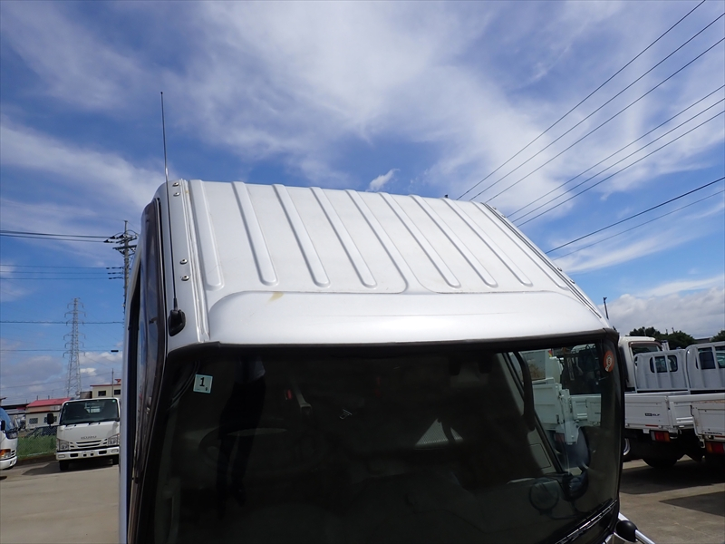 【353008】新明和工業製　土砂ダンプ　三方開|中古トラックの販売・買取・査定のアイナビ