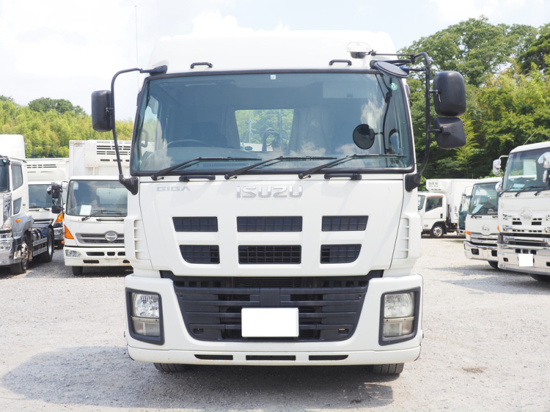いすゞ トラクタ ギガ|中古トラックの販売・買取・査定のアイナビ