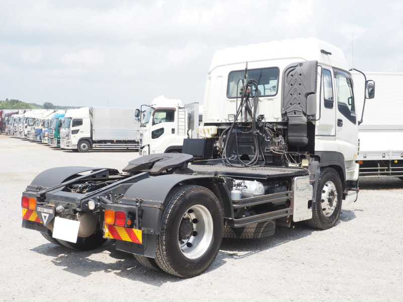 いすゞ トラクタ ギガ|中古トラックの販売・買取・査定のアイナビ