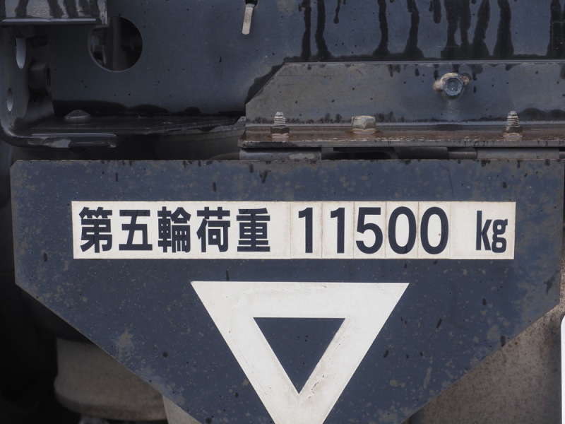 いすゞ トラクタ ギガ|中古トラックの販売・買取・査定のアイナビ