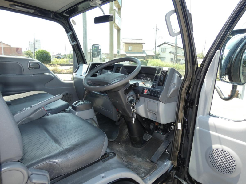 R 1 2トン　オ-トマ　 平ボディー|中古トラックの販売・買取・査定のアイナビ