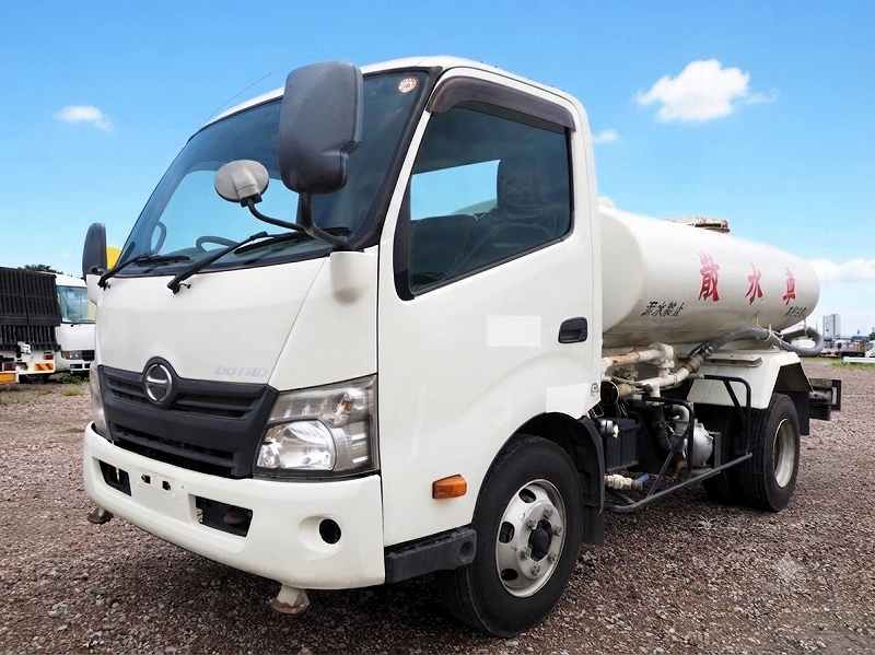 日野 デュトロ ワイド PTO式 前後散水車 4KL|中古トラックの販売・買取・査定のアイナビ