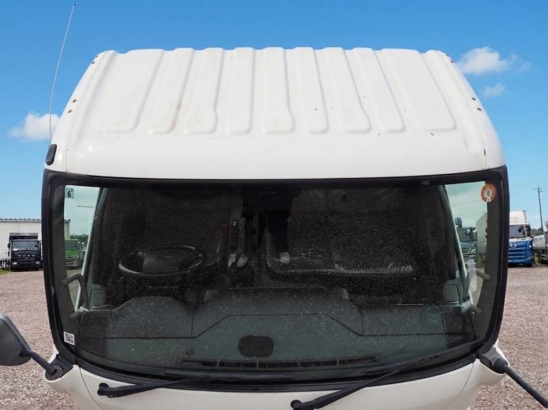 日野 デュトロ ワイド PTO式 前後散水車 4KL|中古トラックの販売・買取・査定のアイナビ