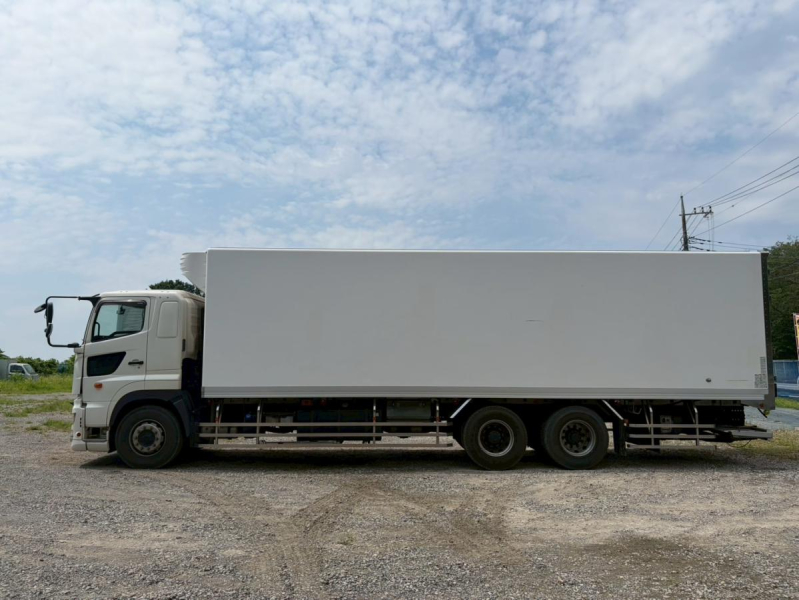 3軸高床 低温-32℃設定 2エバ 格納ゲート 後輪エアサス 車検付|中古トラックの販売・買取・査定のアイナビ