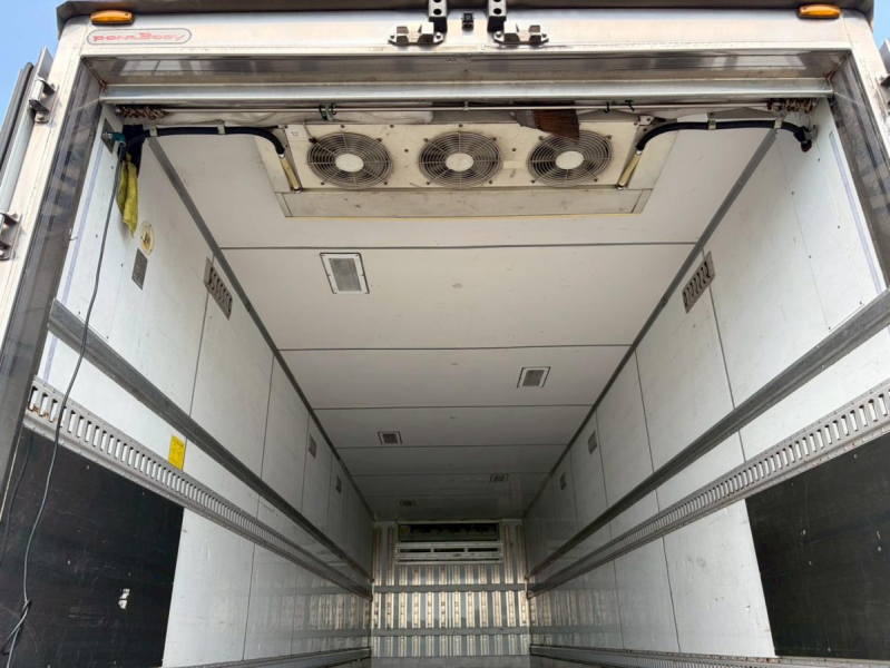 3軸高床 低温-32℃設定 2エバ 格納ゲート 後輪エアサス 車検付|中古トラックの販売・買取・査定のアイナビ