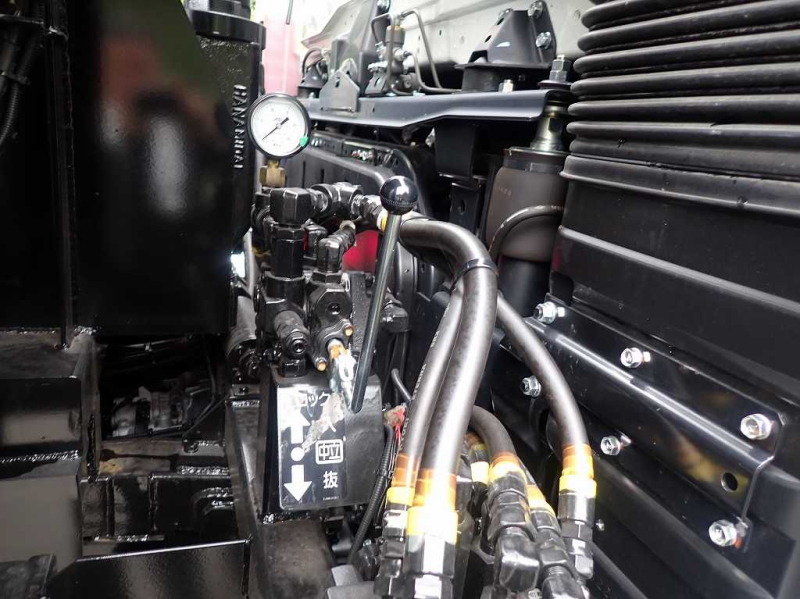 花見台　ハイルーフ　セーフティーローダ　ウィンチ　自動アユミ|中古トラックの販売・買取・査定のアイナビ