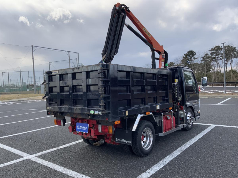 超希少車H27 深ダンプ　パルフィンガーグラップルラジコン付|中古トラックの販売・買取・査定のアイナビ