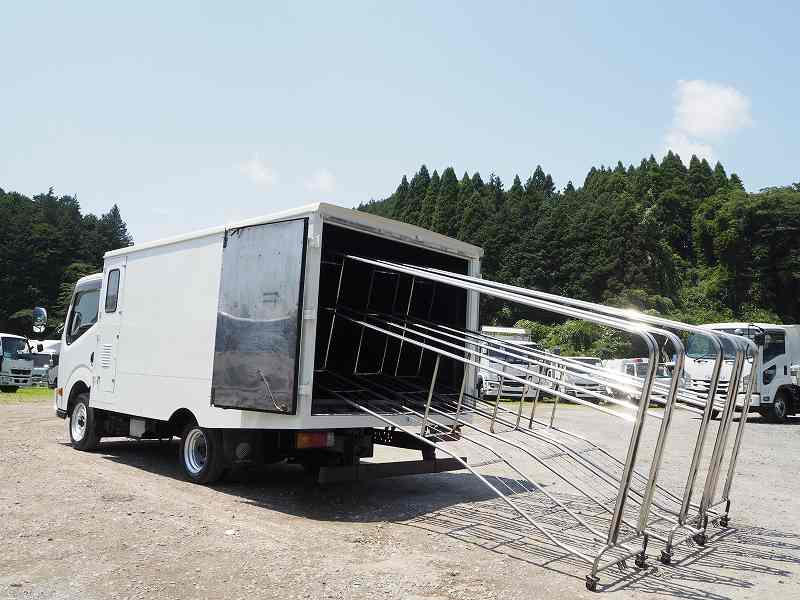 日産アトラス アルミバン サニーペット 寝具乾燥車 外装仕上げ済|中古トラックの販売・買取・査定のアイナビ