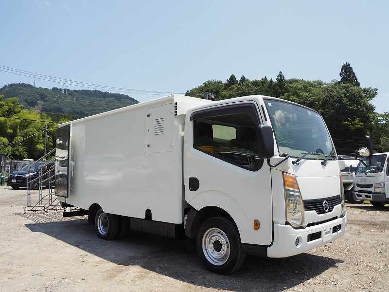 日産アトラス アルミバン サニーペット 寝具乾燥車 外装仕上げ済|中古トラックの販売・買取・査定のアイナビ