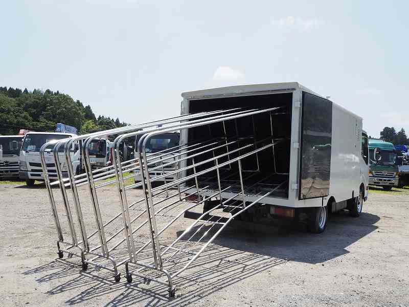 日産アトラス アルミバン サニーペット 寝具乾燥車 外装仕上げ済|中古トラックの販売・買取・査定のアイナビ