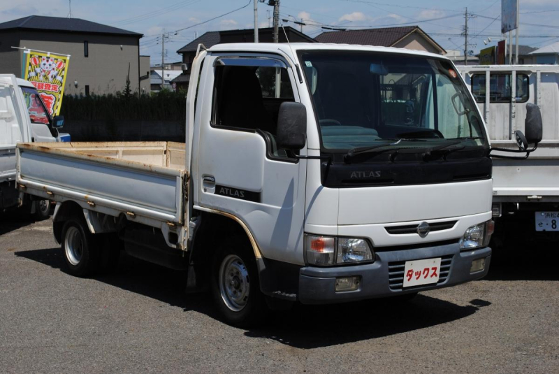 H18　アトラス　平ボディ　積載1.3t　9尺|中古トラックの販売・買取・査定のアイナビ