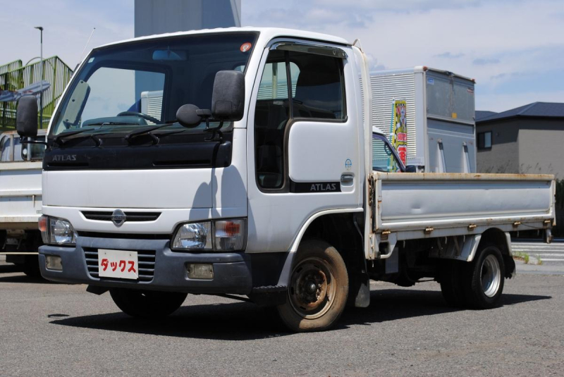 H18　アトラス　平ボディ　積載1.3t　9尺|中古トラックの販売・買取・査定のアイナビ