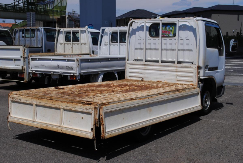 H18　アトラス　平ボディ　積載1.3t　9尺|中古トラックの販売・買取・査定のアイナビ