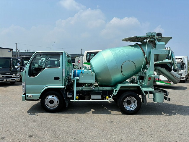 保証対象車両 標準幅 2.5立米 150馬力 6速マニュアル MT 3t|中古トラックの販売・買取・査定のアイナビ