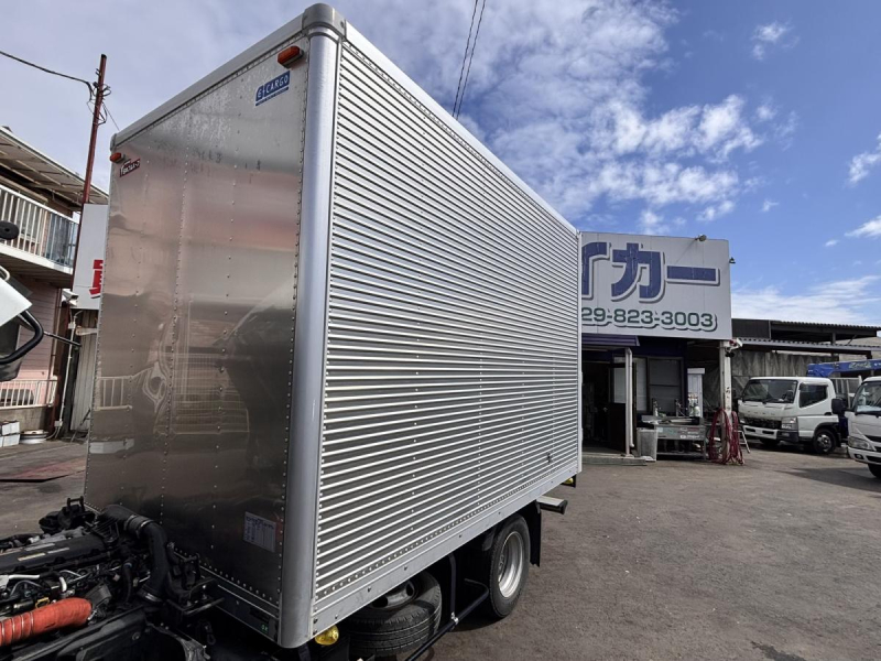 エルフ　10尺アルミバン　積載2000kg|中古トラックの販売・買取・査定のアイナビ