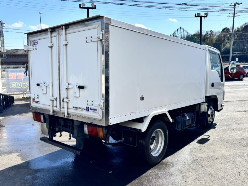 冷蔵冷凍車　東プレ-5℃　ショートボディ|中古トラックの販売・買取・査定のアイナビ