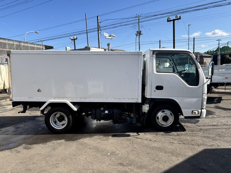 冷蔵冷凍車　東プレ-5℃　ショートボディ|中古トラックの販売・買取・査定のアイナビ