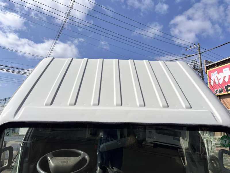 標準幅　4段クレーンラジコン付き　積載2000kg|中古トラックの販売・買取・査定のアイナビ