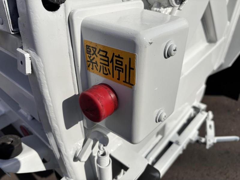 ワイド幅　プレス式パッカー車　極東製5.9立米　積載量3100kg|中古トラックの販売・買取・査定のアイナビ