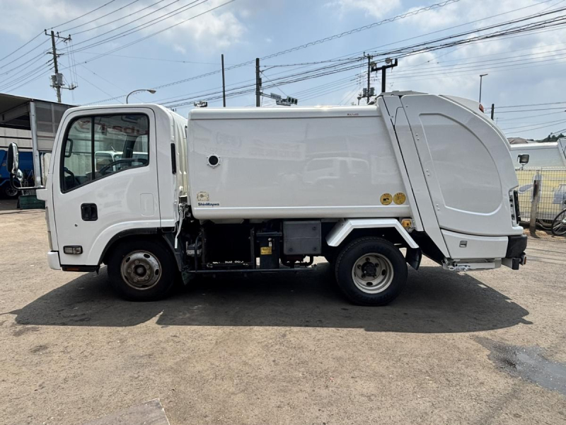 エルフ　巻き込みパッカー車　新明和製5.1立米　積載3000kg|中古トラックの販売・買取・査定のアイナビ