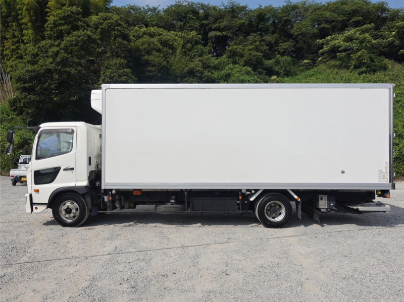 後輪エアサス低温冷蔵冷凍ワイド格納パワーゲート1t|中古トラックの販売・買取・査定のアイナビ