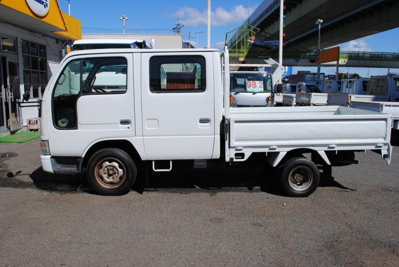 H18　アトラス　Wキャブ平ボディ　積載1.25t|中古トラックの販売・買取・査定のアイナビ