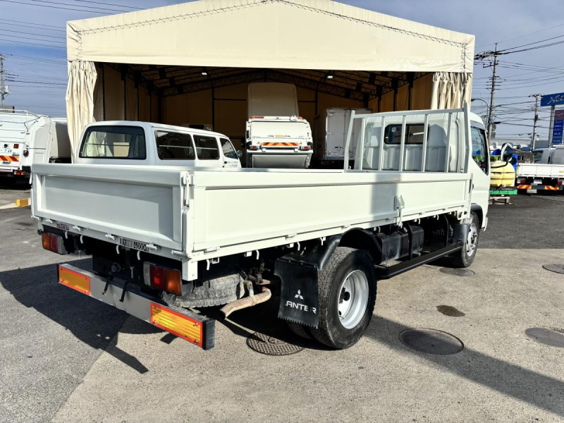 キャンター　標準ロング平ボディー　積載4000kg|中古トラックの販売・買取・査定のアイナビ