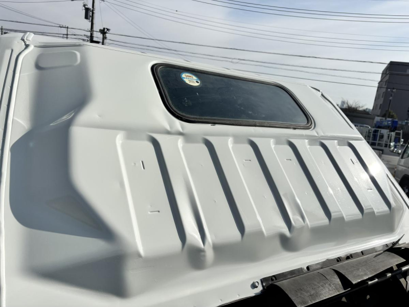 キャンター　標準ロング平ボディー　積載4000kg|中古トラックの販売・買取・査定のアイナビ