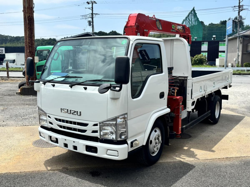 エルフ　標準ロング4段クレーンラジコン付き　AT車|中古トラックの販売・買取・査定のアイナビ