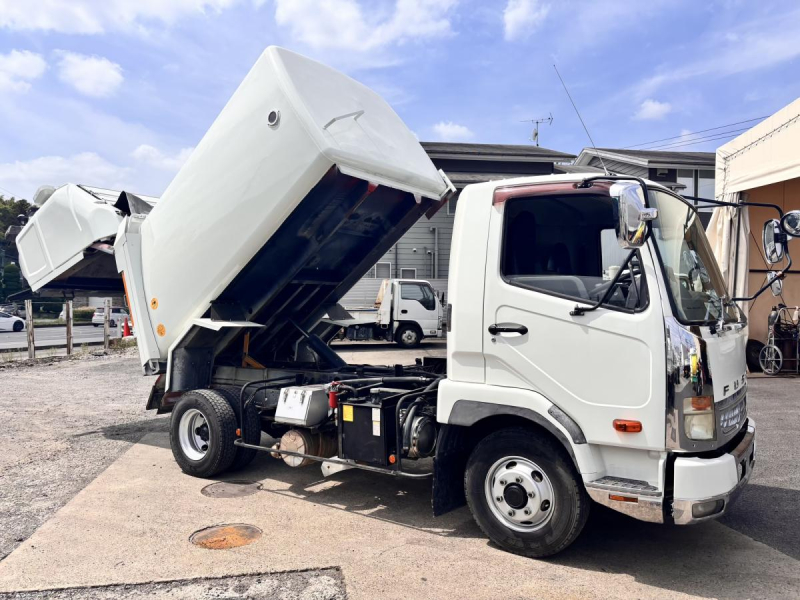 ファイター　巻き込みパッカー車　モリタ製8.1立米|中古トラックの販売・買取・査定のアイナビ