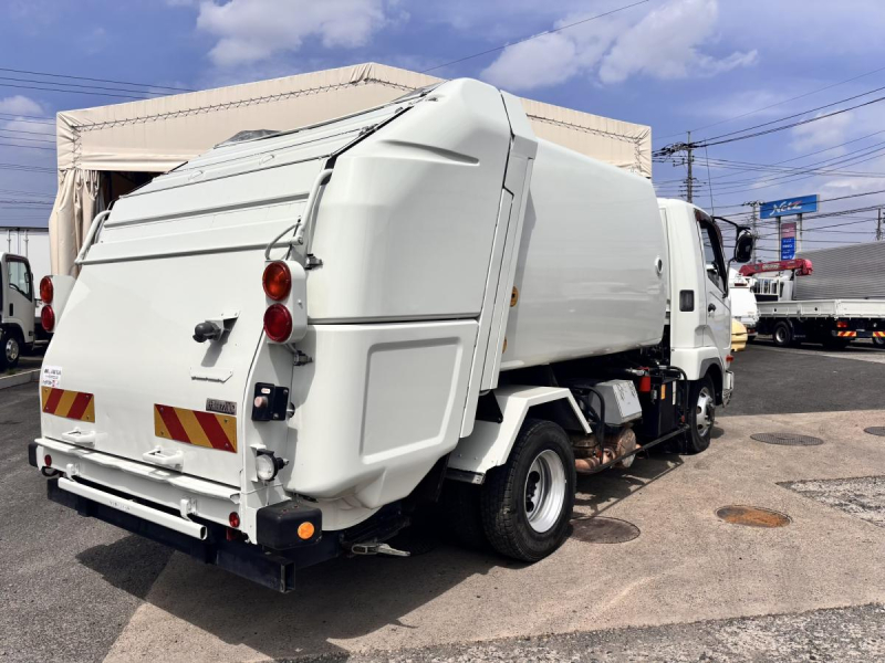 ファイター　巻き込みパッカー車　モリタ製8.1立米|中古トラックの販売・買取・査定のアイナビ