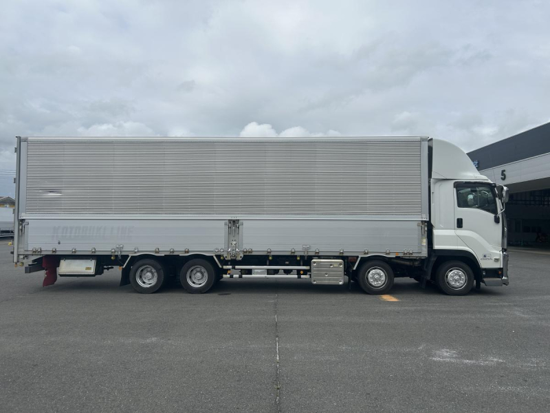 いすゞギガ　アルミウイング　7M/T  車検付|中古トラックの販売・買取・査定のアイナビ