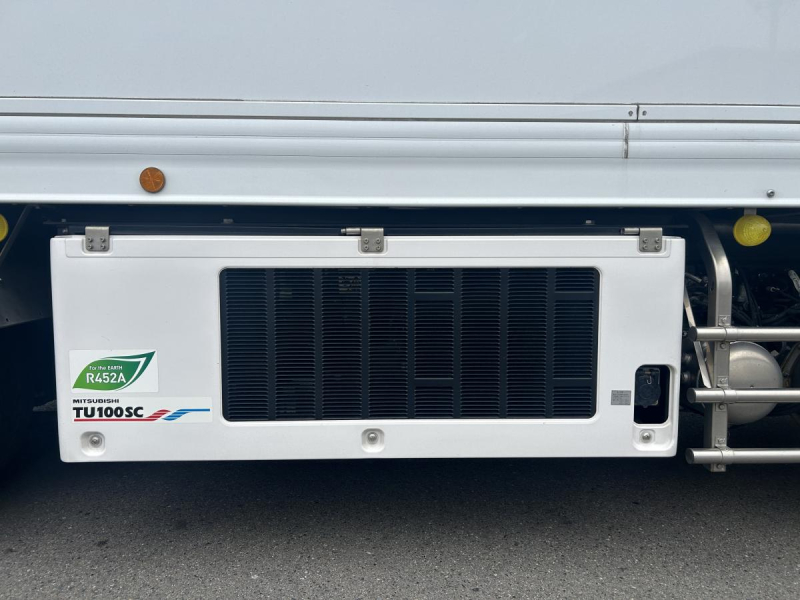 日野プロフィア　冷蔵冷凍車　菱重TU100SC　格納ゲート|中古トラックの販売・買取・査定のアイナビ