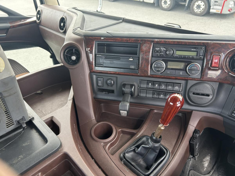 プロフィア　トラクタ　ハイグレード　車検付|中古トラックの販売・買取・査定のアイナビ