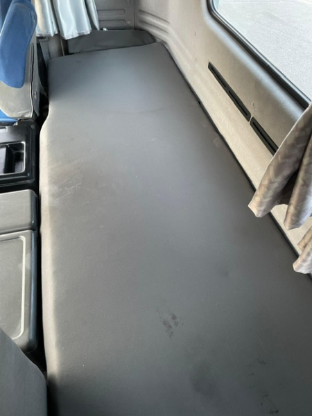 530×230ボディ- SHINMAYWA タコグラフメーター式|中古トラックの販売・買取・査定のアイナビ