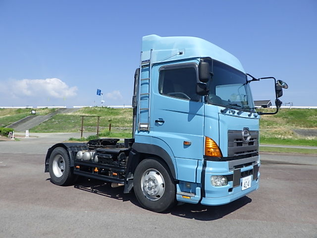 日野平成18年式☆トラクタ☆スライドカプラ　検切れプレート付|中古トラックの販売・買取・査定のアイナビ