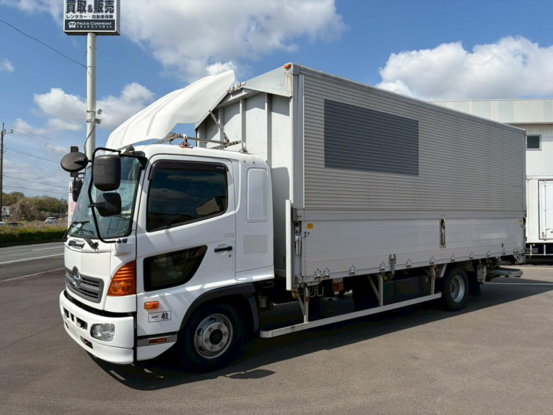 ワイド 6200ボディ 後輪エアサス 格納ゲート ベッド付 2.4t積載|中古トラックの販売・買取・査定のアイナビ