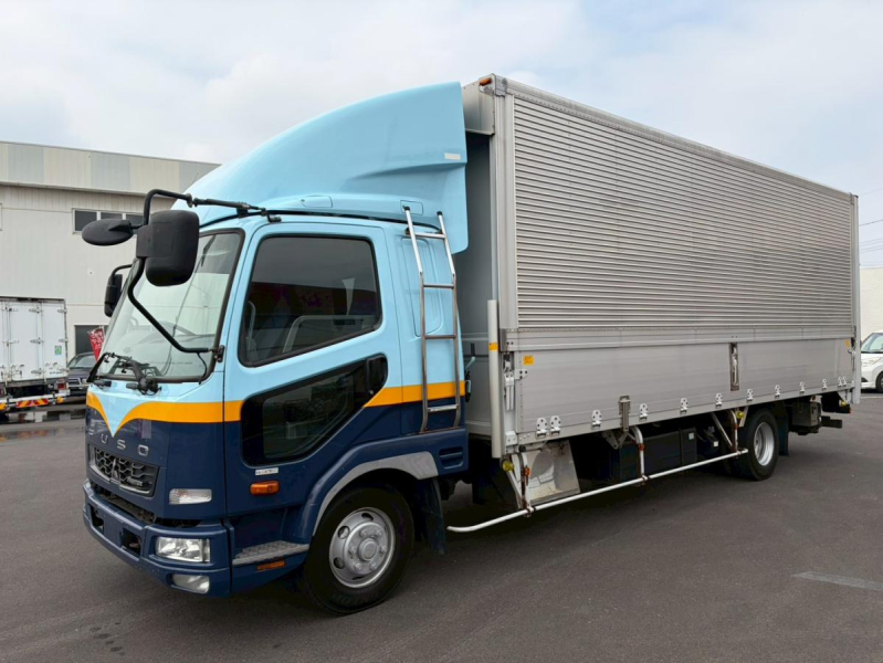 ワイド 6200 後輪エアサス 跳上ゲート 2.1トン積載 ベッド付|中古トラックの販売・買取・査定のアイナビ