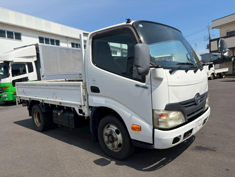 10尺 全低床 2トン積載  3方開 5速MT スタッドレスタイヤ ETC|中古トラックの販売・買取・査定のアイナビ