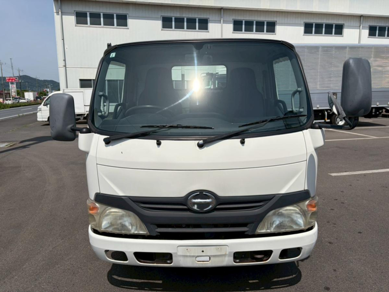 10尺 全低床 2トン積載  3方開 5速MT スタッドレスタイヤ ETC|中古トラックの販売・買取・査定のアイナビ
