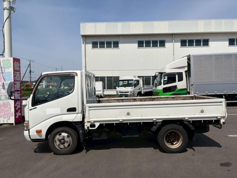 10尺 全低床 2トン積載  3方開 5速MT スタッドレスタイヤ ETC|中古トラックの販売・買取・査定のアイナビ