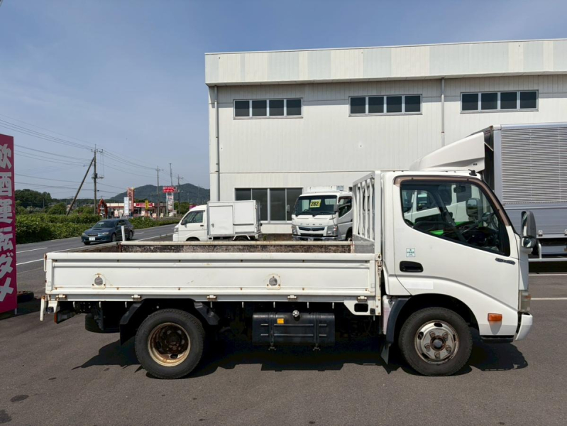 10尺 全低床 2トン積載  3方開 5速MT スタッドレスタイヤ ETC|中古トラックの販売・買取・査定のアイナビ