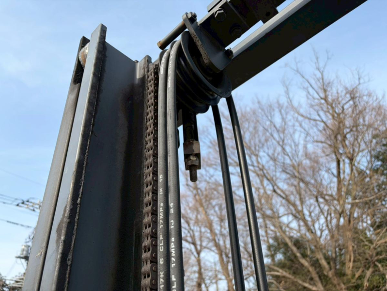 ディーゼル AT車 FD18T-21 PIP 最大揚高4.3m フォーク長137cm|中古トラックの販売・買取・査定のアイナビ