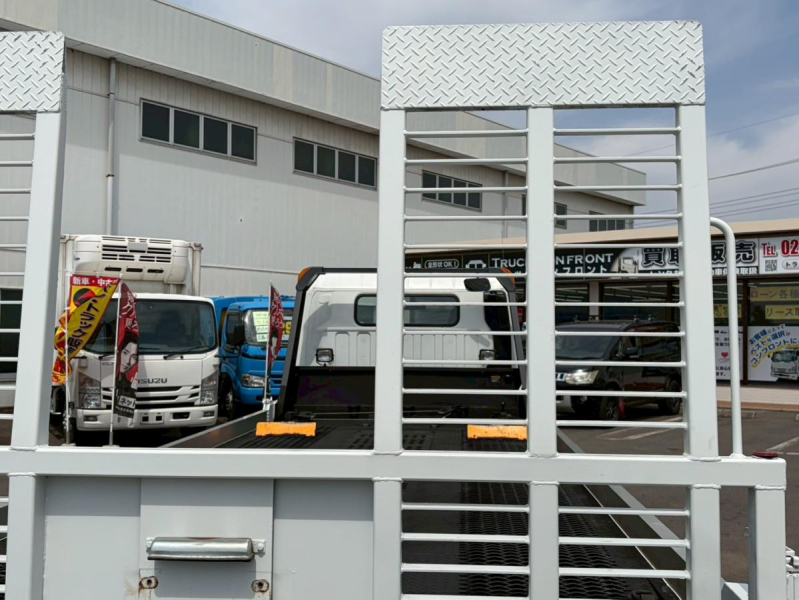 積載車 ワイド5800ボディ 3.05t積載 ラジコン 電動あゆみ 車検付|中古トラックの販売・買取・査定のアイナビ
