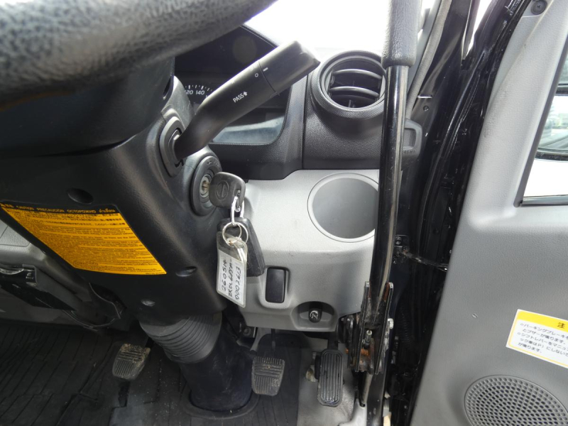 4WD 高所作業車　マニュアル 260514|中古トラックの販売・買取・査定のアイナビ