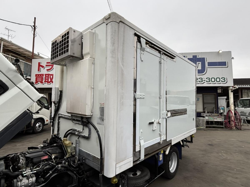 キャンター　冷蔵冷凍車　東プレ低温　スタンバイ付き|中古トラックの販売・買取・査定のアイナビ